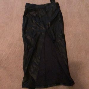 Black fashion nova skirt
